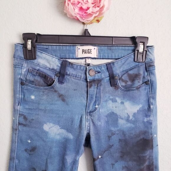 ‎Paige - Picture 2 of 6